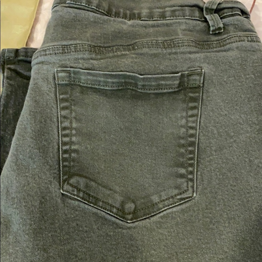 Jeans - Picture 4 of 4